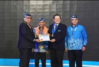 Wamen Afriansyah Noor Raih Gelar ASEAN Engineer, Perkuat Daya Saing Tenaga Kerja Indonesia